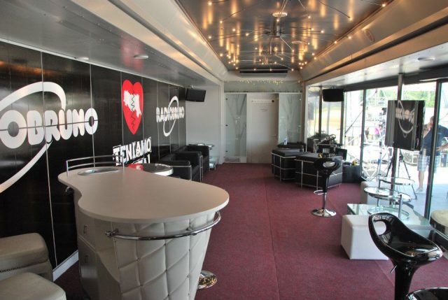 interno_hospitality_transpecial_service4