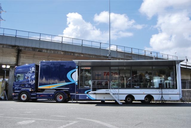 truck_hospitality_transpecial_service