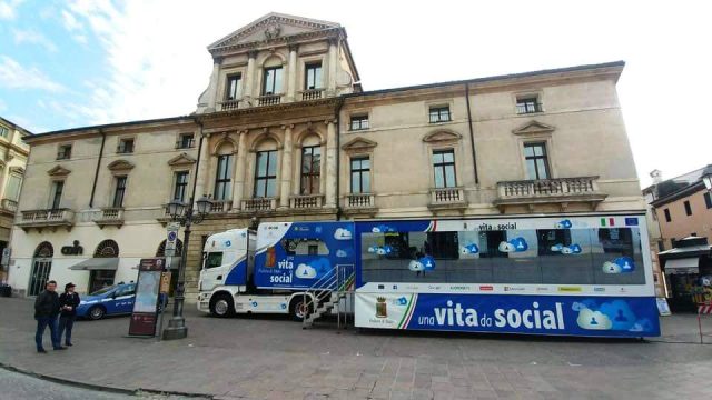 pluritruck evento una vita da social 2017-2018 transpecial service