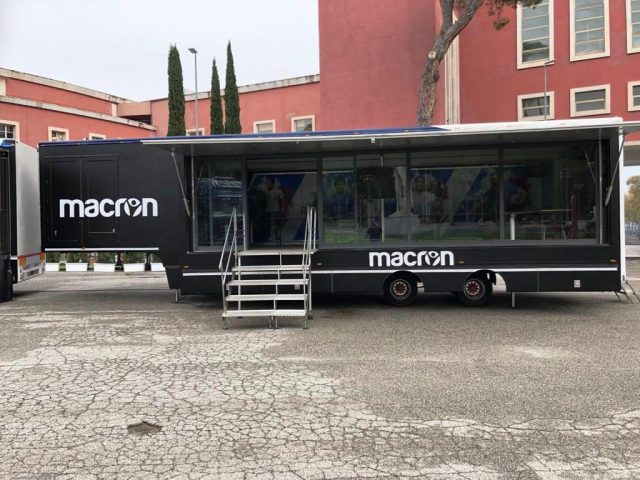 truck hospitality & pluritruck evento Macron 2018 transpecial service