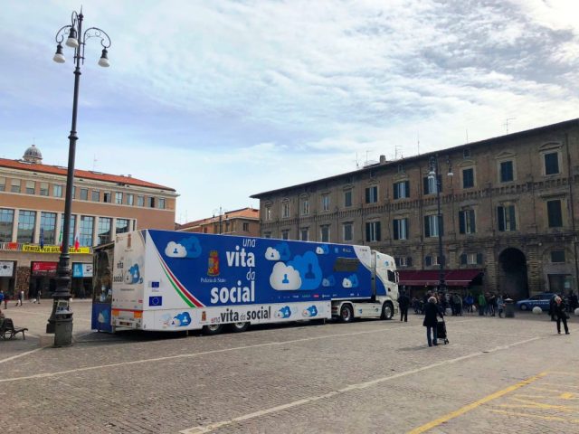 pluritruck evento una vita da social 2017-2018 transpecial service