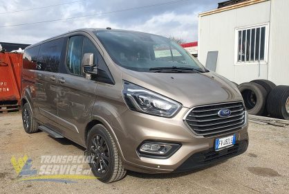 Noleggio Ford Tourneo Custom 9 posti Transpecial Service